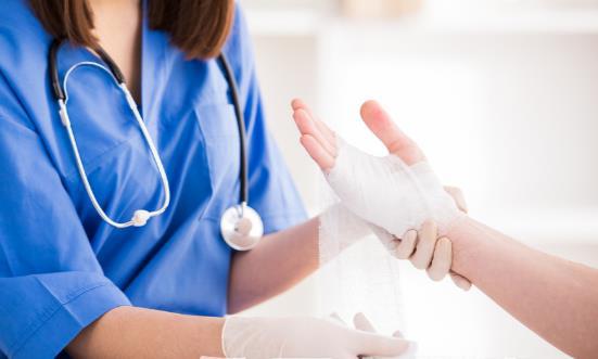 日常小伤口的科学处理与护理原则